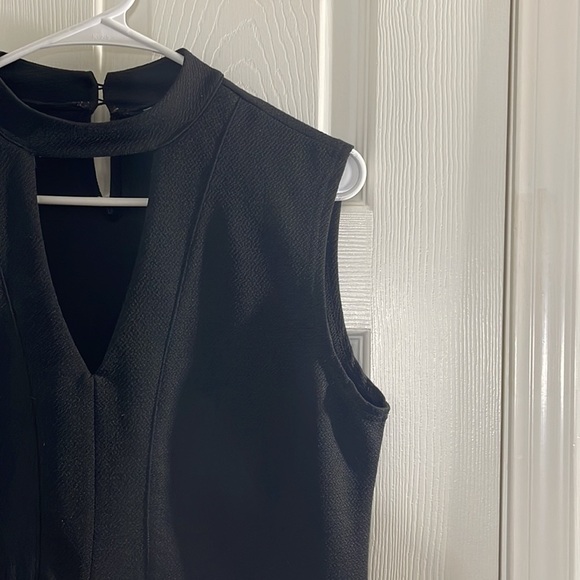 NOBO Women's V-line textured black dress, size  2XL - Picture 3 of 10